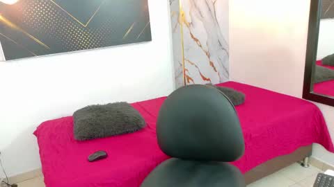   online show from 05-09-26, 07:08