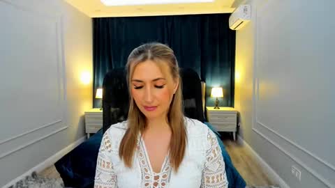 Olivia online show from 02-20-25, 03:34