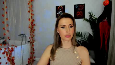 Olivia online show from 11-05-25, 11:21