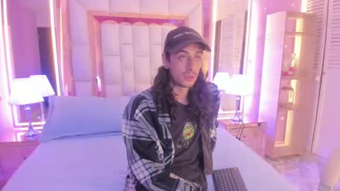 goldentemptation_ online show from 07-18-26, 07:28