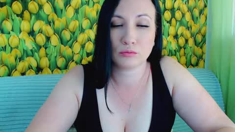 goldmoonn online show from 06-18-26, 12:53