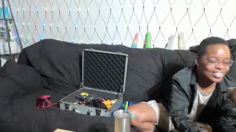 Snapshot of goldstarprincessxxx chatting on 11-20-25, 01:06 Goldstar and Princess online show from 11-20-25, 01:06