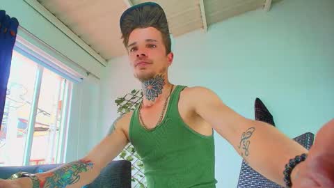 Snapshot of goldy_loyal99 chatting on 09-16-25, 05:14 Goldy Loyal93 online show from 09-16-25, 05:14