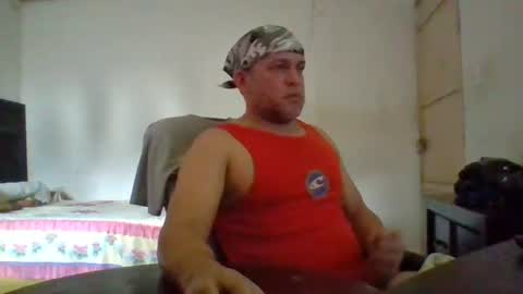 Snapshot of golons17 chatting on 05-12-26, 12:46 golons17 online show from 05-12-26, 12:46