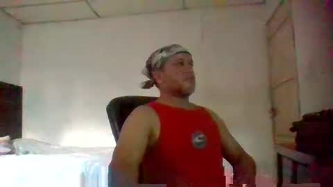 Snapshot of golons17 chatting on 05-16-26, 07:56 golons17 online show from 05-16-26, 07:56