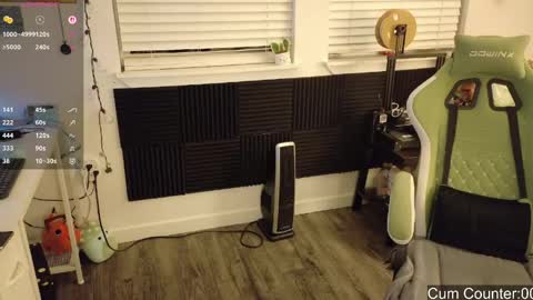 gomoreup online show from 04-22-26, 06:49