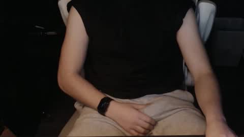 Nervous online show from 01-20-25, 08:09