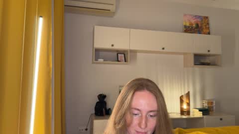 Polly online show from 10-31-25, 02:29