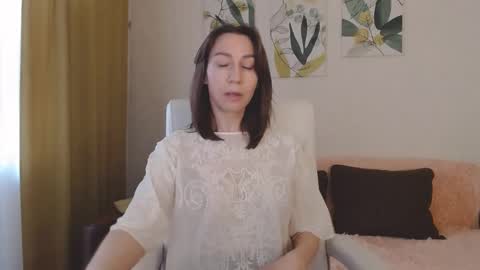 Snapshot of good_glamorgirl chatting on 02-11-25, 08:26 Good GlamorGirl online show from 02-11-25, 08:26