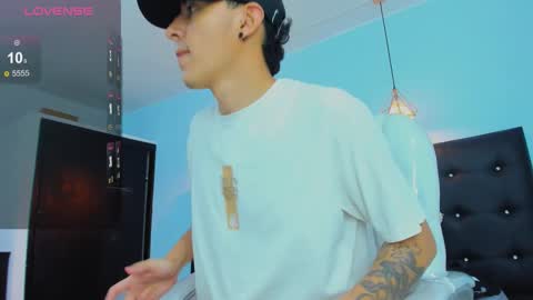 Snapshot of good_sheep chatting on 11-06-25, 03:51 good_sheep online show from 11-06-25, 03:51