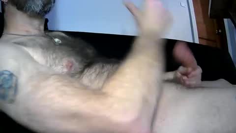 goodboy1979 online show from 02-11-26, 06:18