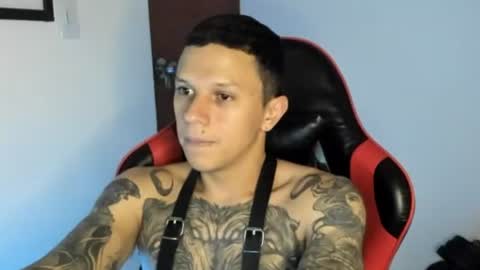 Snapshot of goodboy69i chatting on 06-12-26, 10:52 goodboy69i online show from 06-12-26, 10:52