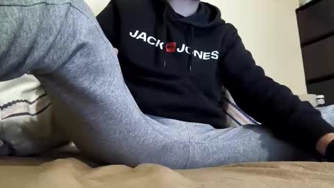 Snapshot of goodboyyy7 chatting on 11-21-25, 12:10 goodboyyy7 online show from 11-21-25, 12:10