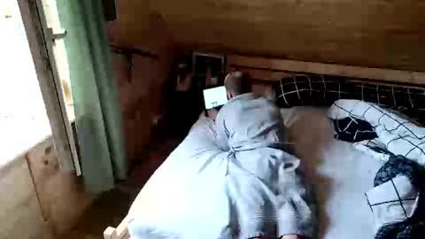 Dave online show from 04-18-26, 12:53