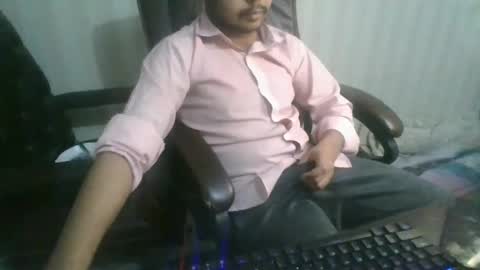 Snapshot of goodfucker3252 chatting on 02-15-25, 09:48 Arab Pronstar online show from 02-15-25, 09:48