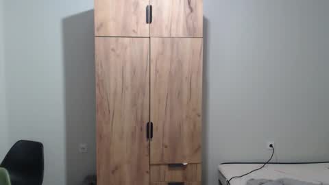 goodgg229975 online show from 11-17-25, 08:36