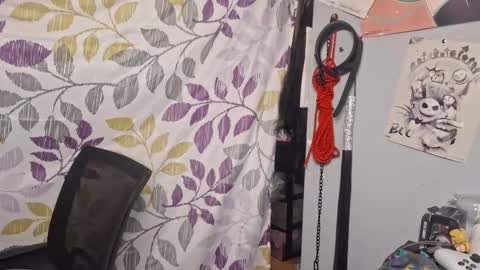 Snapshot of goodgrl1799 chatting on 10-24-25, 12:52 goodgrl1799 online show from 10-24-25, 12:52