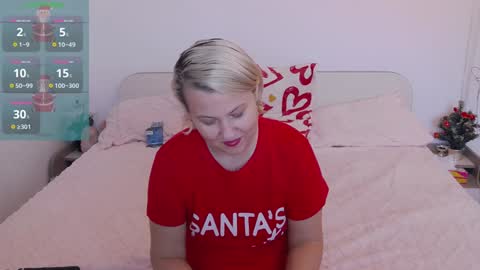 Elysa online show from 12-17-24, 07:40