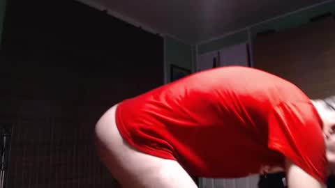 Snapshot of goodpix chatting on 09-28-25, 02:50 Kriss online show from 09-28-25, 02:50