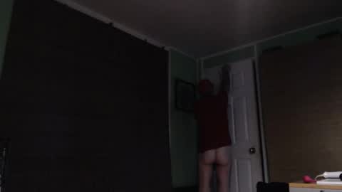 Snapshot of goodpix chatting on 10-17-25, 03:20 Kriss online show from 10-17-25, 03:20