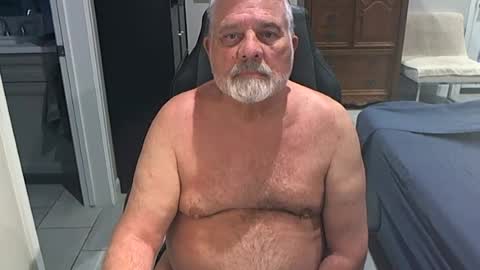 Snapshot of goodream2 chatting on 04-16-26, 01:23 Michael online show from 04-16-26, 01:23