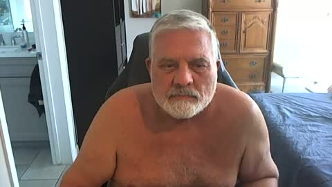 Snapshot of goodream2 chatting on 04-27-26, 10:30 Michael online show from 04-27-26, 10:30