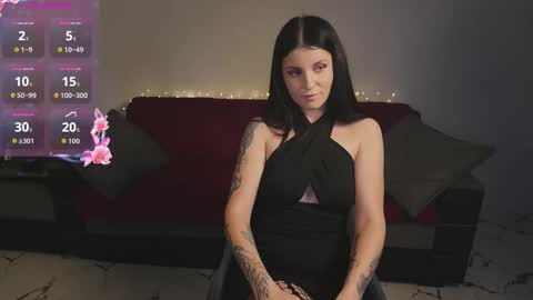 Snapshot of goodsex123321 chatting on 02-12-26, 01:17 Fae Storm online show from 02-12-26, 01:17