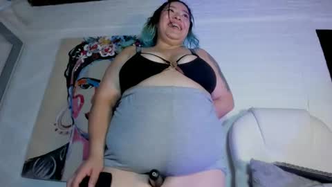 brenda online show from 04-21-26, 02:51