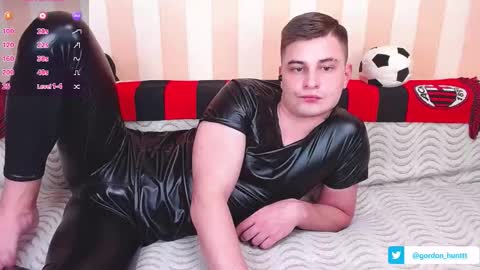 Snapshot of gordonhunt chatting on 12-25-24, 08:28 Gordon Hunt online show from 12-25-24, 08:28