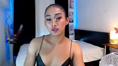 Snapshot of gorgeous_nicole chatting on 02-06-25, 10:00 gorgeous_nicole online show from 02-06-25, 10:00