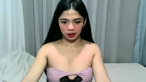 gorgeouspinay_gwen online show from 03-21-26, 12:15