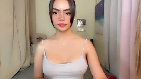 Emmy online show from 02-10-26, 12:20