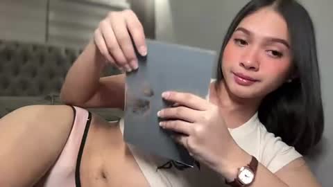 Snapshot of gorgex_diana chatting on 06-27-26, 12:33 D I A N A online show from 06-27-26, 12:33