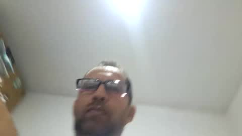 Andres online show from 04-19-26, 04:45