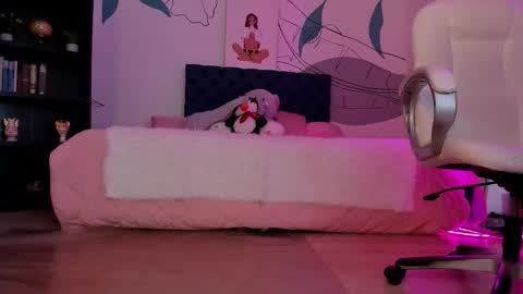 Alice online show from 02-10-26, 07:51