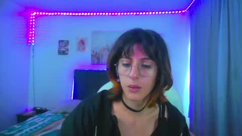 Snapshot of goth_minerva chatting on 07-08-26, 02:10 goth_minerva online show from 07-08-26, 02:10
