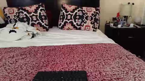 Snapshot of gothbaby305 chatting on 12-01-25, 12:54 gothbaby305 online show from 12-01-25, 12:54