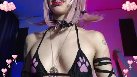 Snapshot of gothicute chatting on 02-10-25, 06:31 online show from 02-10-25, 06:31