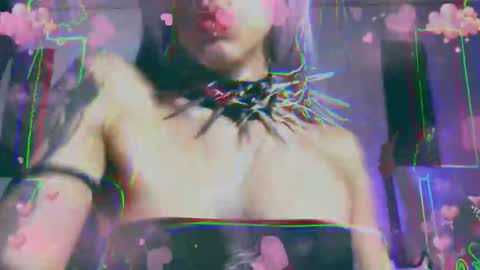 Snapshot of gothicute chatting on 10-07-25, 02:20 online show from 10-07-25, 02:20