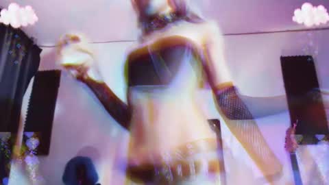 Snapshot of gothicute chatting on 11-29-25, 01:30 online show from 11-29-25, 01:30