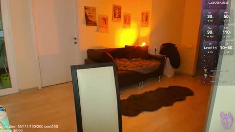 traumfrau Kira angel face devil eyes I SELL A LOT VIDEO IN GALLERY online show from 12-21-25, 10:28