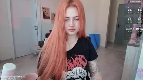 traumfrau Kira angel face devil eyes I SELL A LOT VIDEO IN GALLERY online show from 04-20-26, 10:51