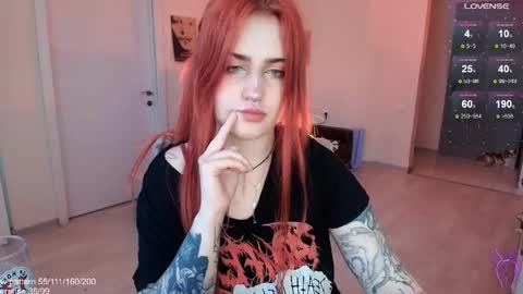 Snapshot of gothkittys chatting on 05-01-26, 02:43 traumfrau Kira angel face devil eyes I SELL A LOT VIDEO IN GALLERY online show from 05-01-26, 02:43