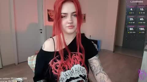 Snapshot of gothkittys chatting on 05-05-26, 12:13 traumfrau Kira angel face devil eyes I SELL A LOT VIDEO IN GALLERY online show from 05-05-26, 12:13