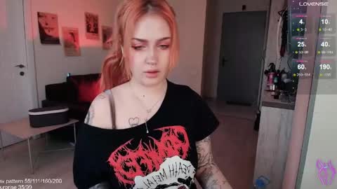 Snapshot of gothkittys chatting on 05-31-26, 03:30 traumfrau Kira angel face devil eyes I SELL A LOT VIDEO IN GALLERY online show from 05-31-26, 03:30
