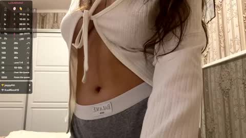 Mamma Mia online show from 04-17-26, 03:15