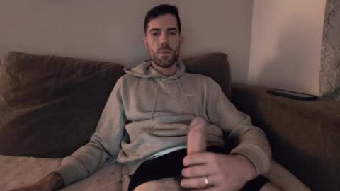 gottalovelatinas online show from 12-04-25, 06:27