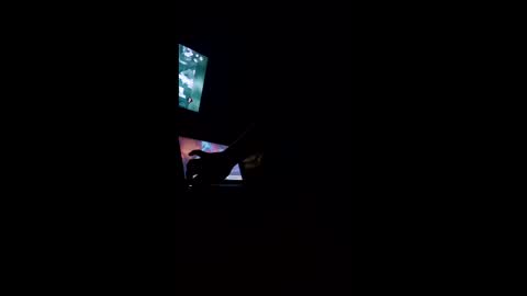 Snapshot of gpoint88 chatting on 04-10-26, 01:33 gpoint88 online show from 04-10-26, 01:33