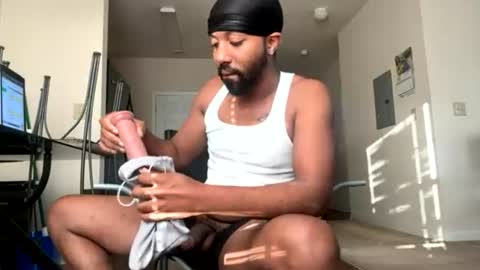 GQfootlong online show from 07-11-26, 11:39