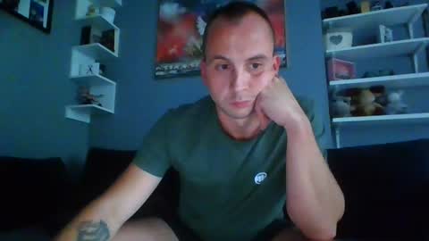 Snapshot of grabisz30 chatting on 06-14-26, 02:19 grabisz30 online show from 06-14-26, 02:19